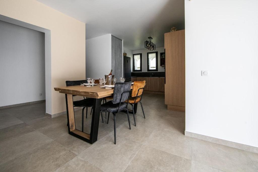 T3 Calme Ensoleille Parking Prive Apartment