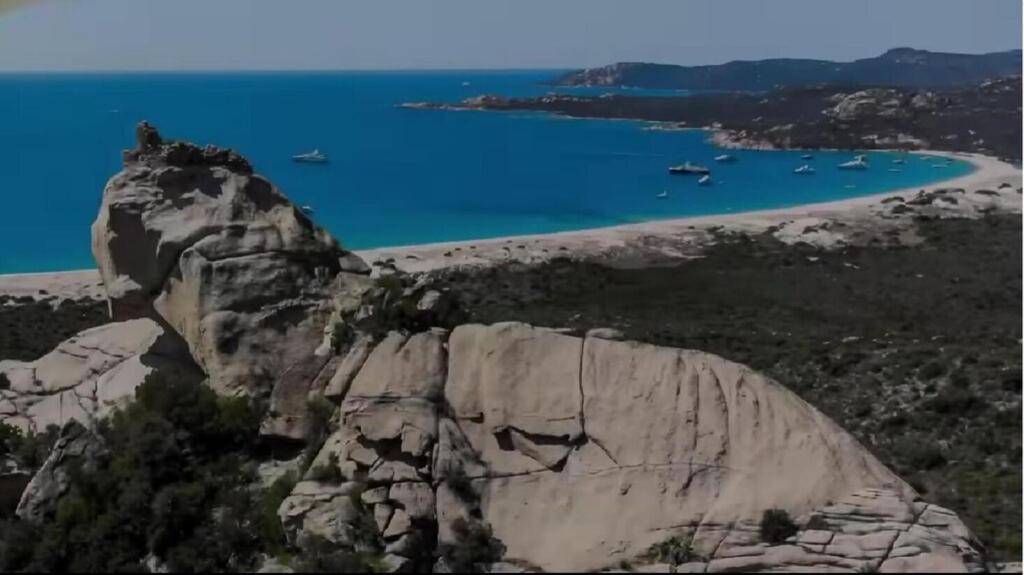 T3 Calme Ensoleille Parking Prive Apartment Sartene (Corsica)